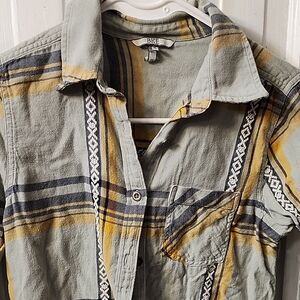 BKE Womans Sm Grey and Yellow Plaid Shirt